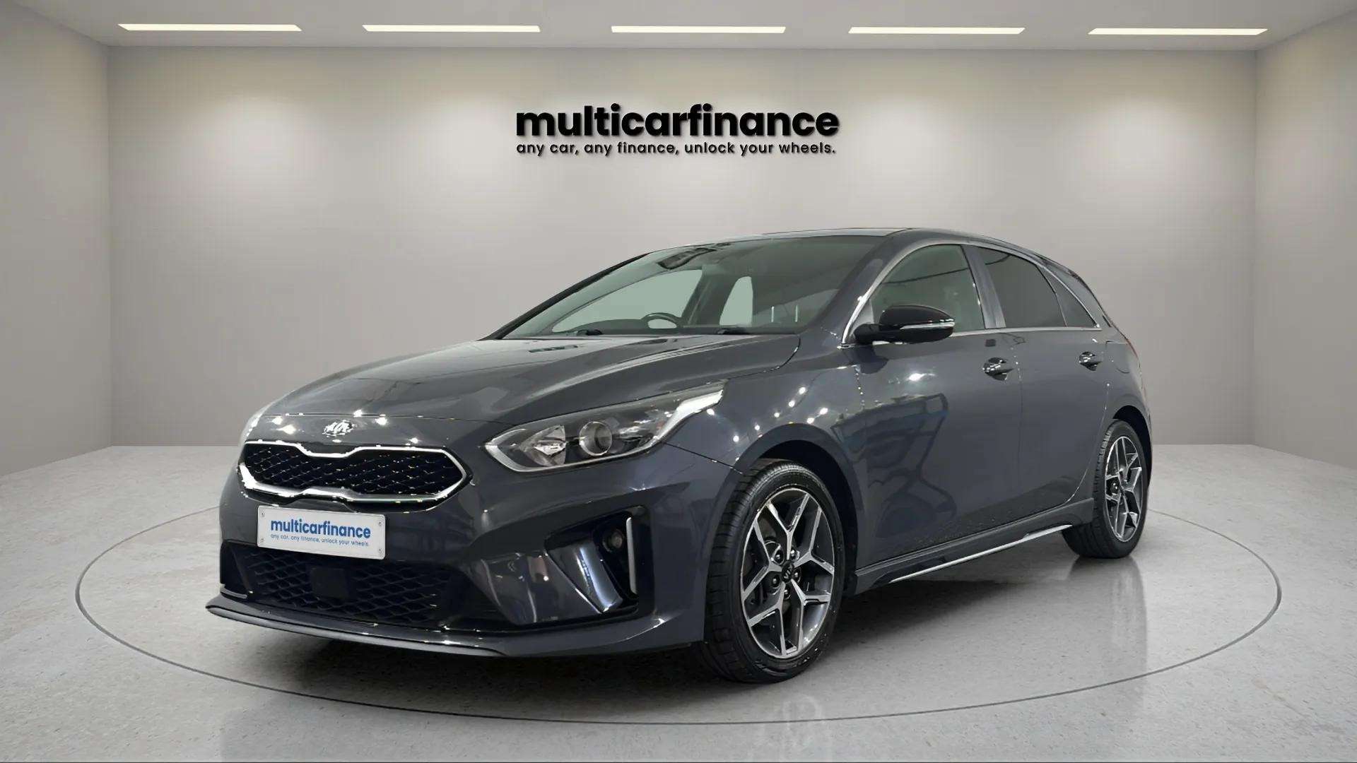 Kia Ceed 2019 front three-quarter