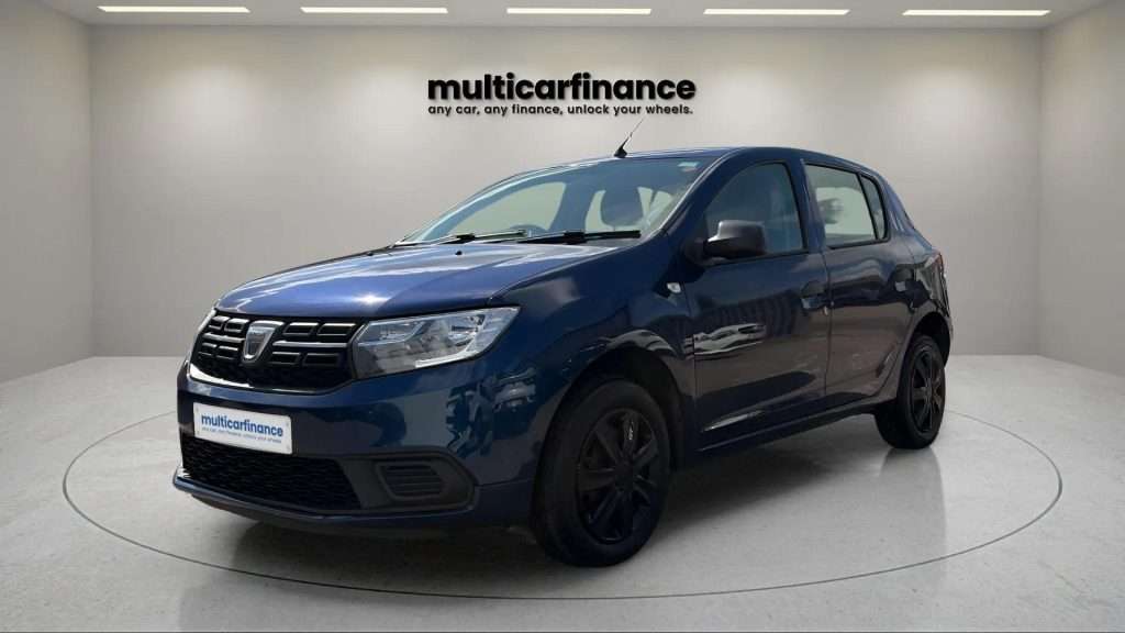 Dacia Sandero 2017 front three-quarter