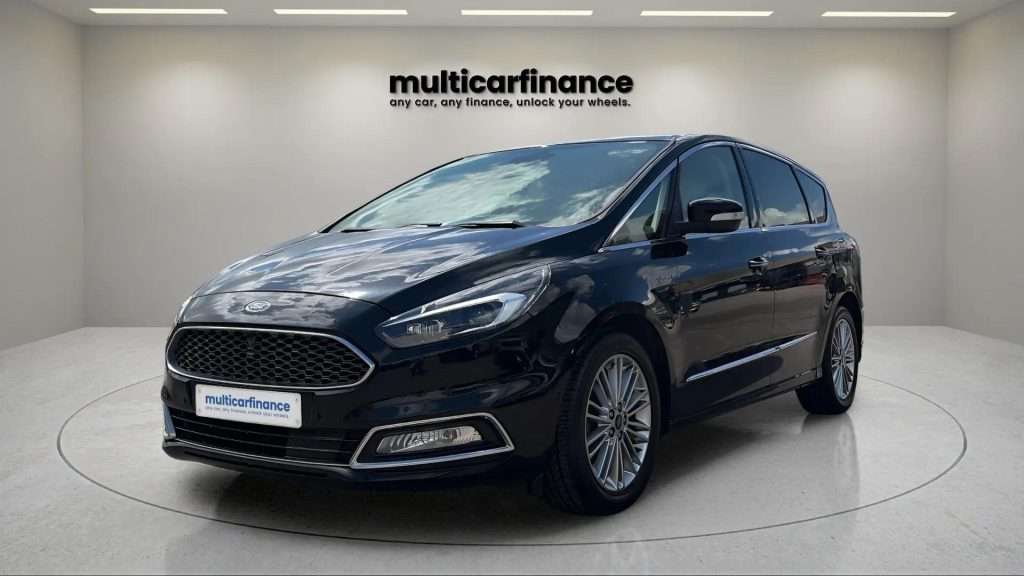 Ford S-Max 2017 front three-quarter
