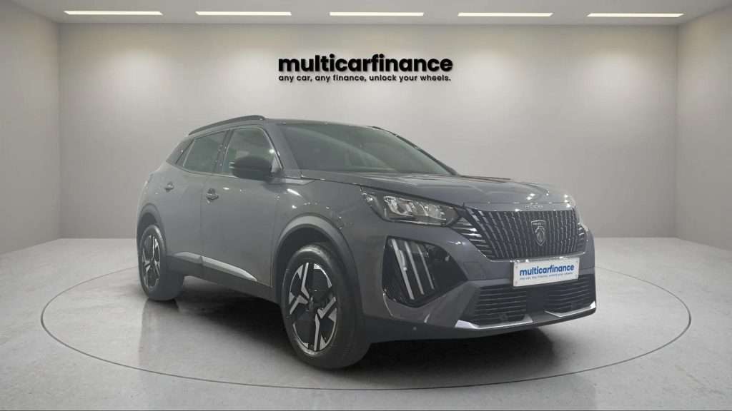 Peugeot 2008 2024 front three-quarter