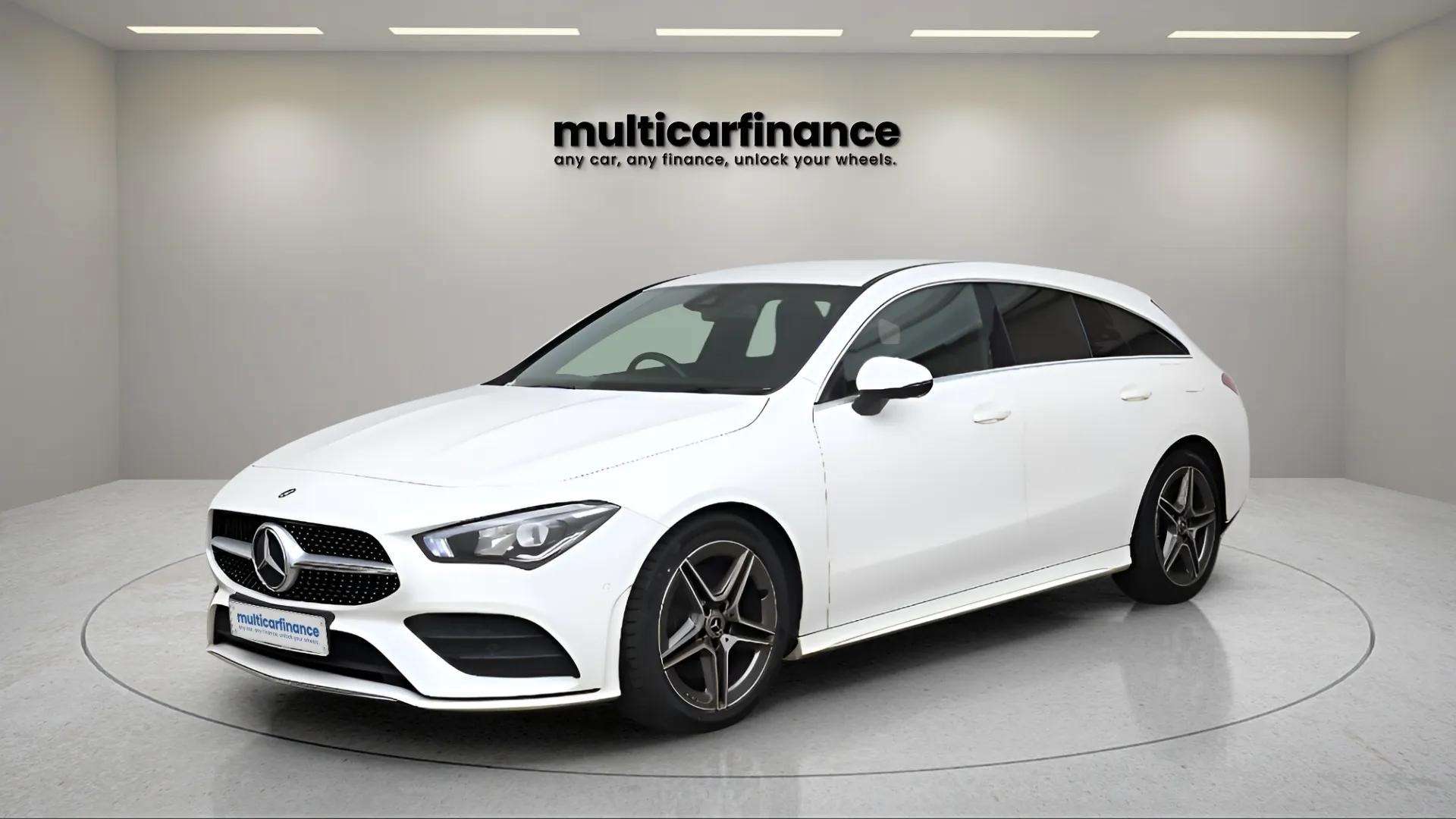 Mercedes-Benz CLA 2019 front three-quarter