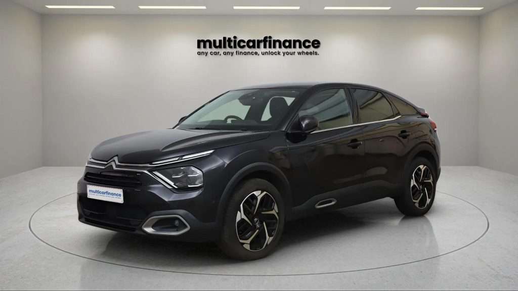 Citroen C4 2022 front three-quarter