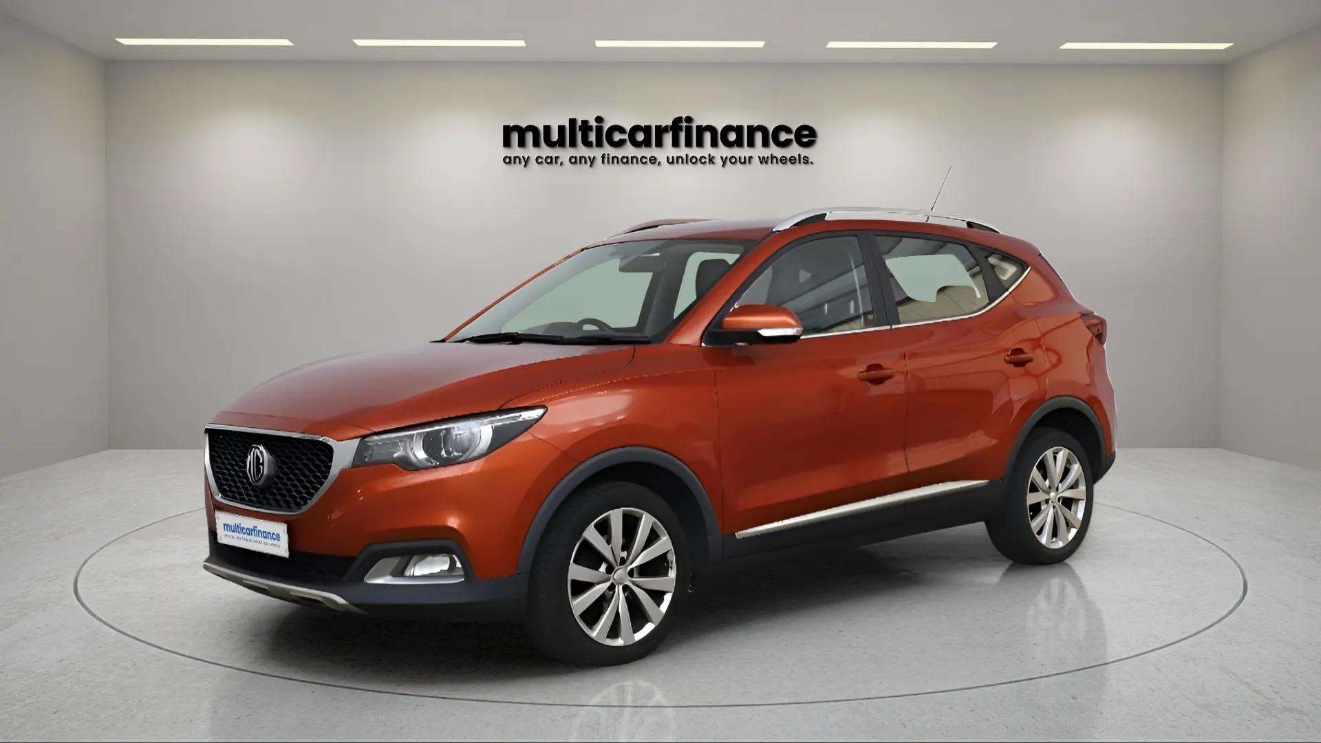 MG ZS 2020 front three-quarter