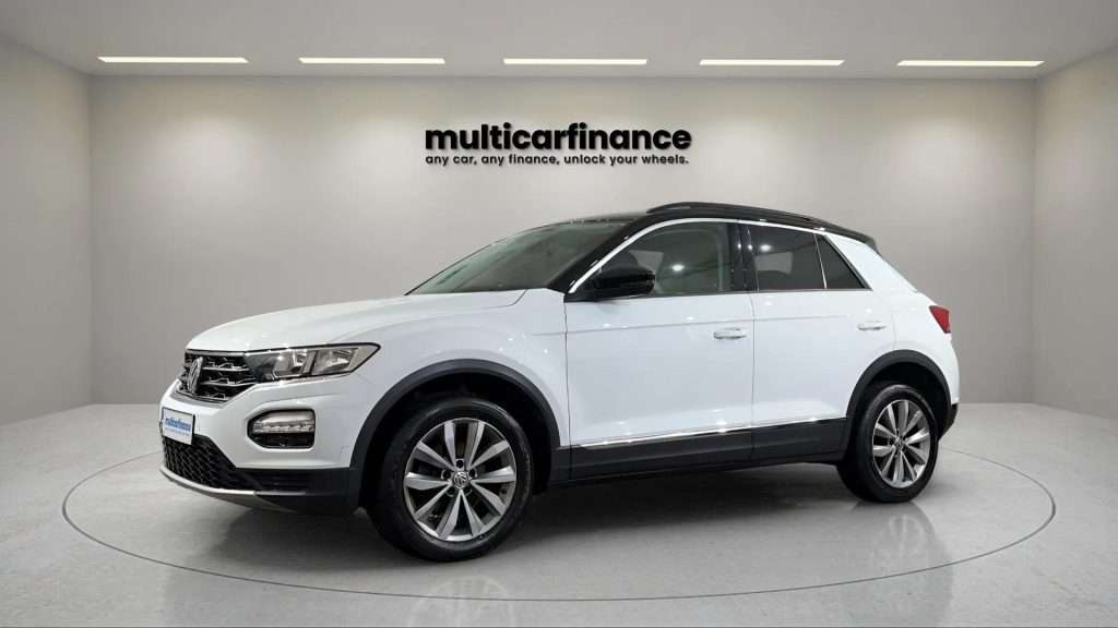 Volkswagen T-Roc 2019 front three-quarter